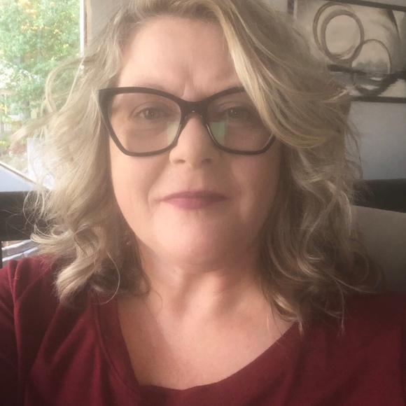 Meet your Posher, Teresa - Picture 1 of 1